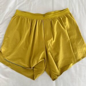 Lululemon Pacebreaker lined shorts